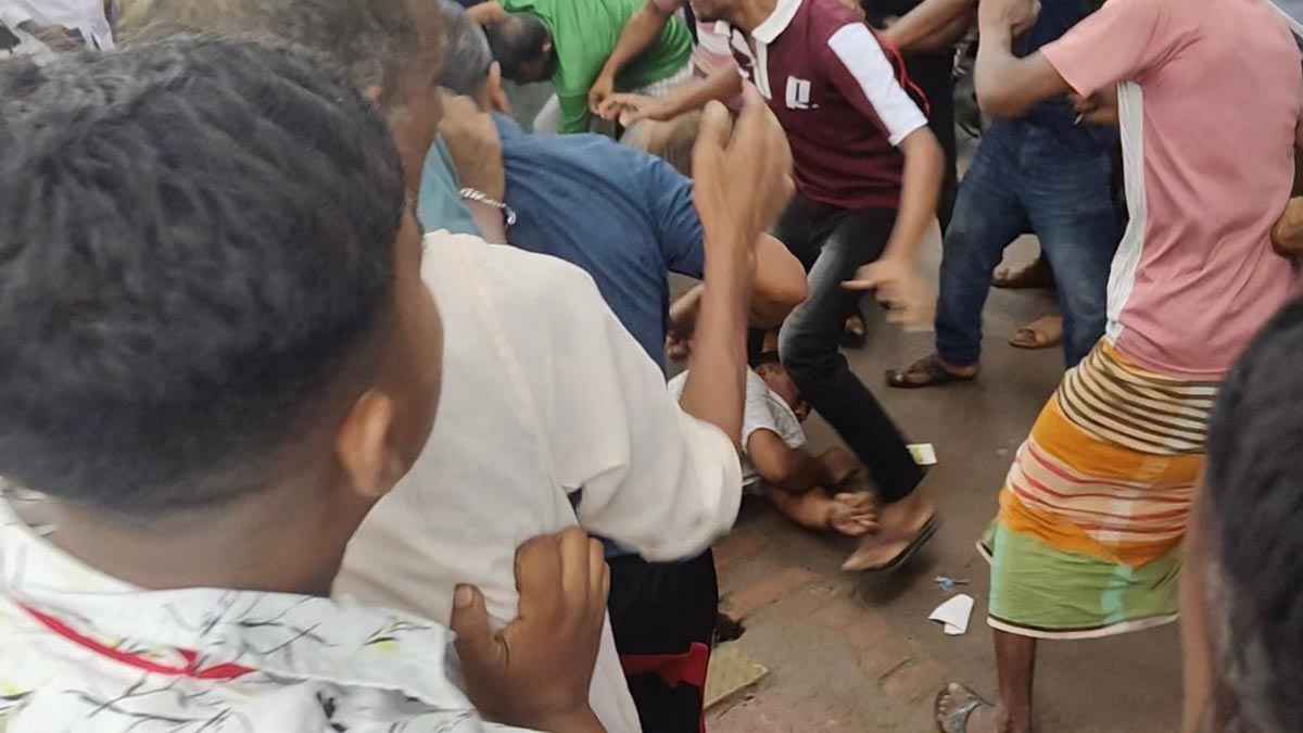 শ্যামনগরে বিএনপির কাউন্সিলে ‘জাল ভোট’ দেওয়াকে কেন্দ্র করে সংঘর্ষ, আহত ৩